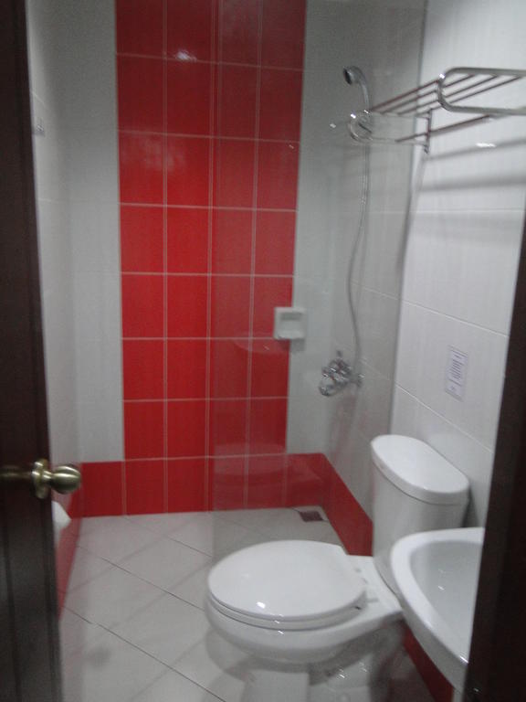 Susan'S Place Bed And Breakfast Puerto Princesa Room photo