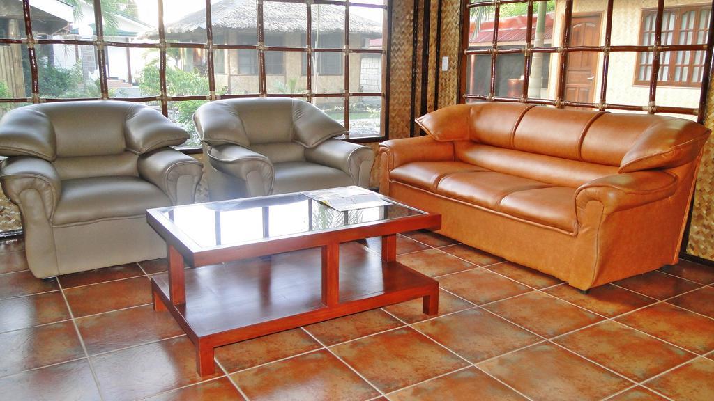 Susan'S Place Bed And Breakfast Puerto Princesa Exterior photo